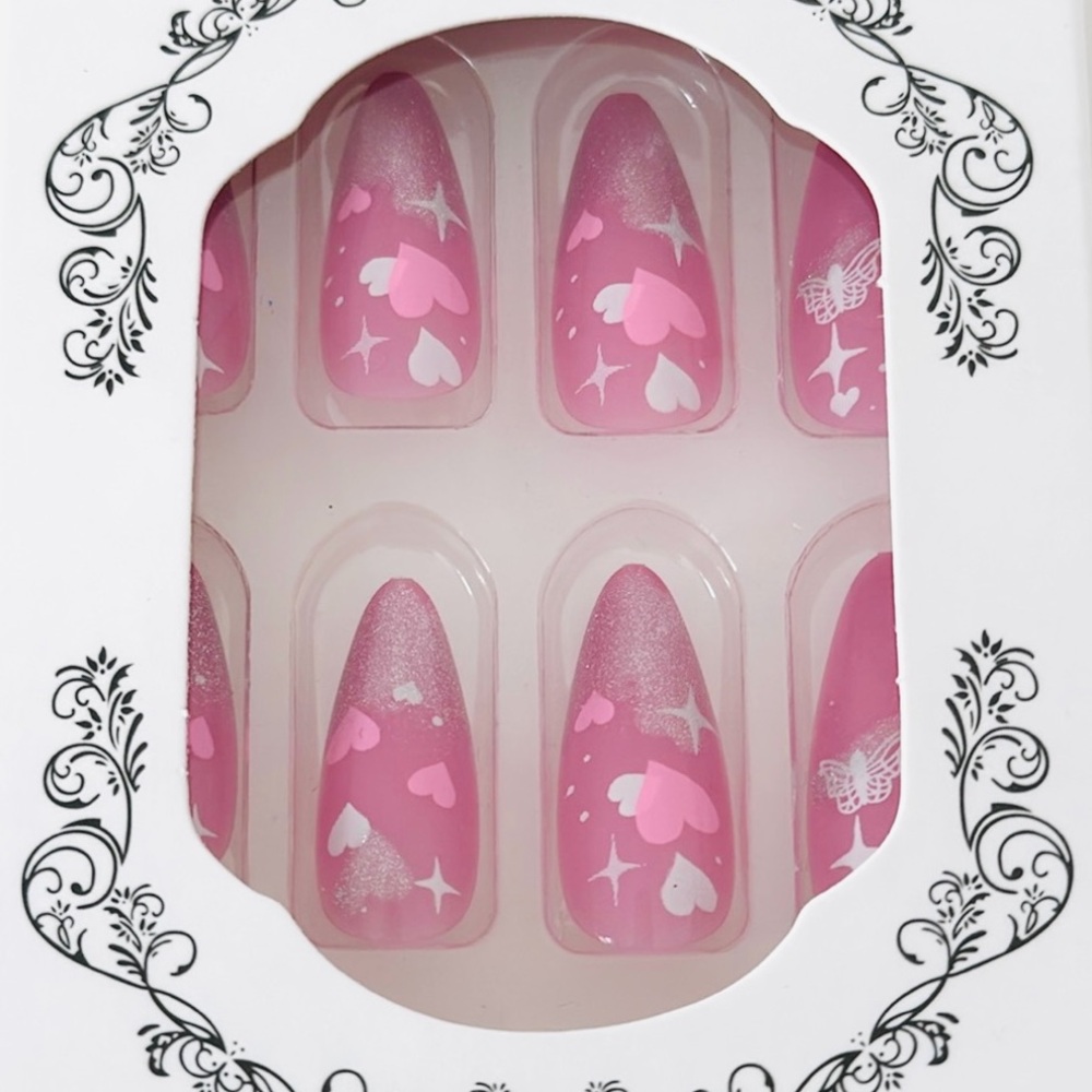 Pink Heart Nail Art Kit